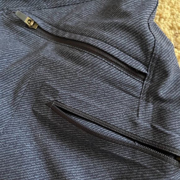 Columbia Women's Blue Peak to Point Shorts size 8 EUC - Picture 5 of 10